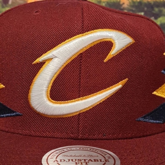 Cleveland Cavs Snapback Hat Mitchell & Ness‎ - Picture 2 of 7
